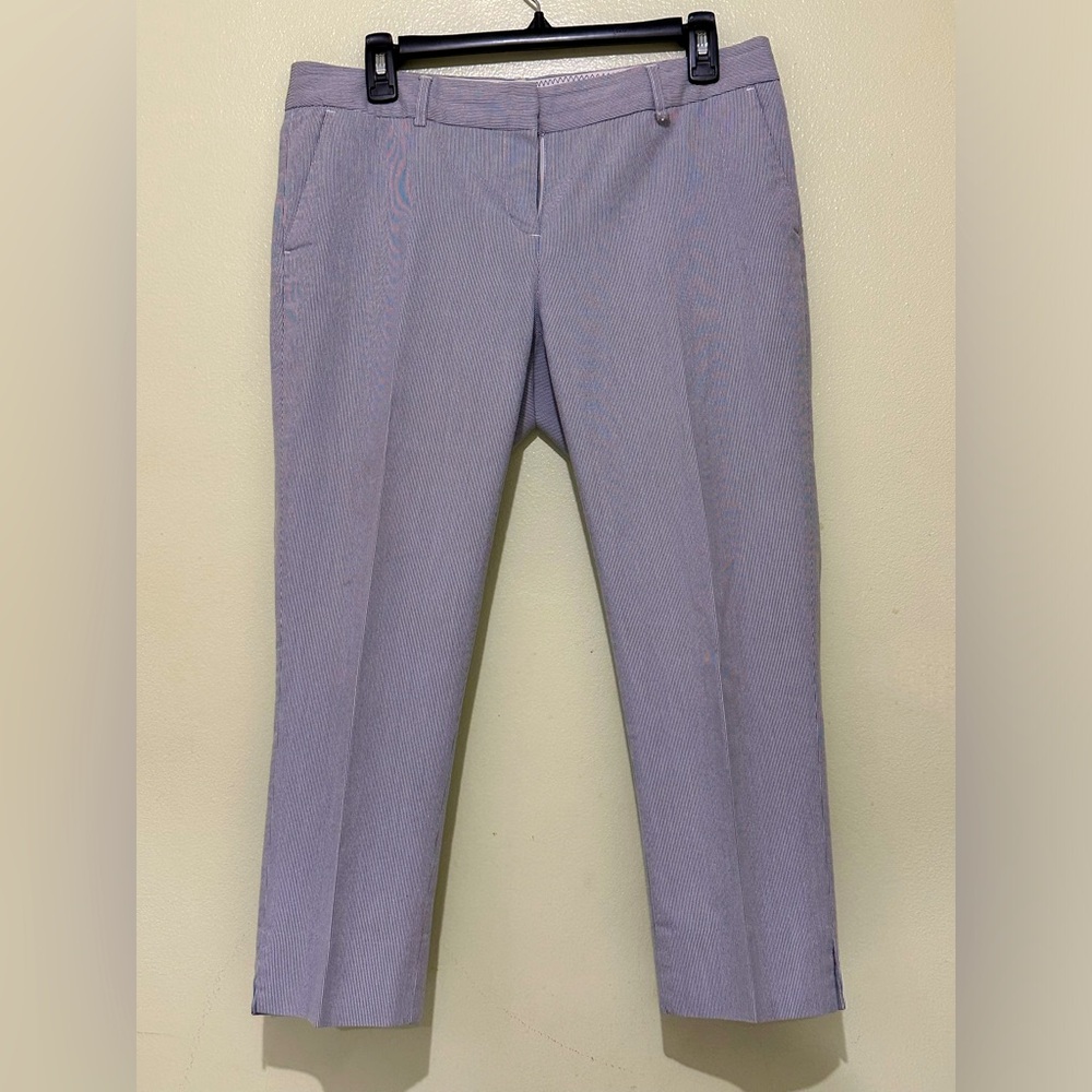 Dalia Collection Capri pants Blue & White